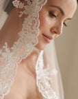 Mantilla veil • Trend 2025 - STYLE Mantilla