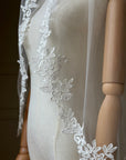 Lace wedding veil