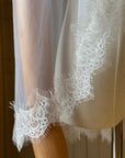 Veil chantilly lace • Eyelash lace veil