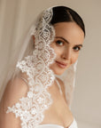 Lace veil with sequins • Royal wedding veil