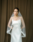 Lace wedding veil