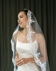 Mantilla veil • Trend 2025 - STYLE Mantilla