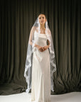Mantilla veil • Trend 2025 - STYLE Mantilla