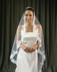Mantilla veil • Trend 2025 - STYLE Mantilla