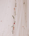 Floral Wedding veil • Trend 2024 -  STYLE APRIL Chapel