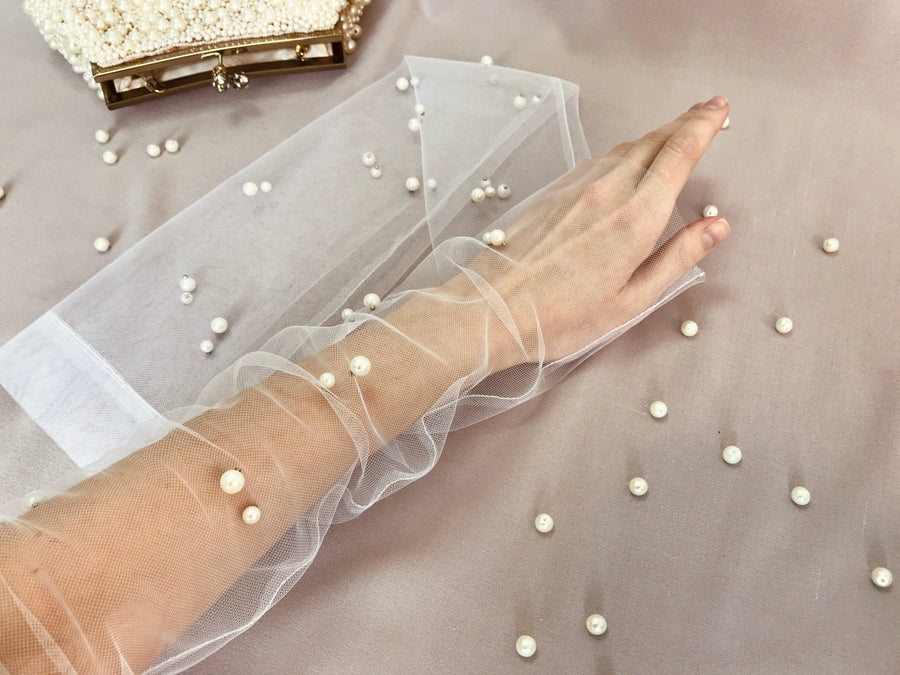 BRIDAL GLOVES • STYLE PEARLS