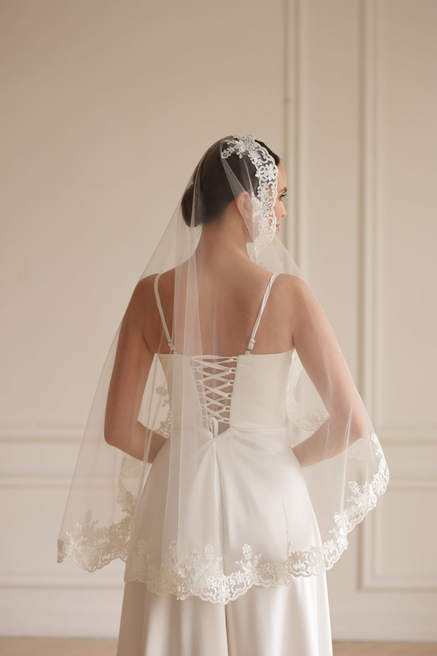 Mantilla veil • Trend 2025 -  STYLE Mantilla