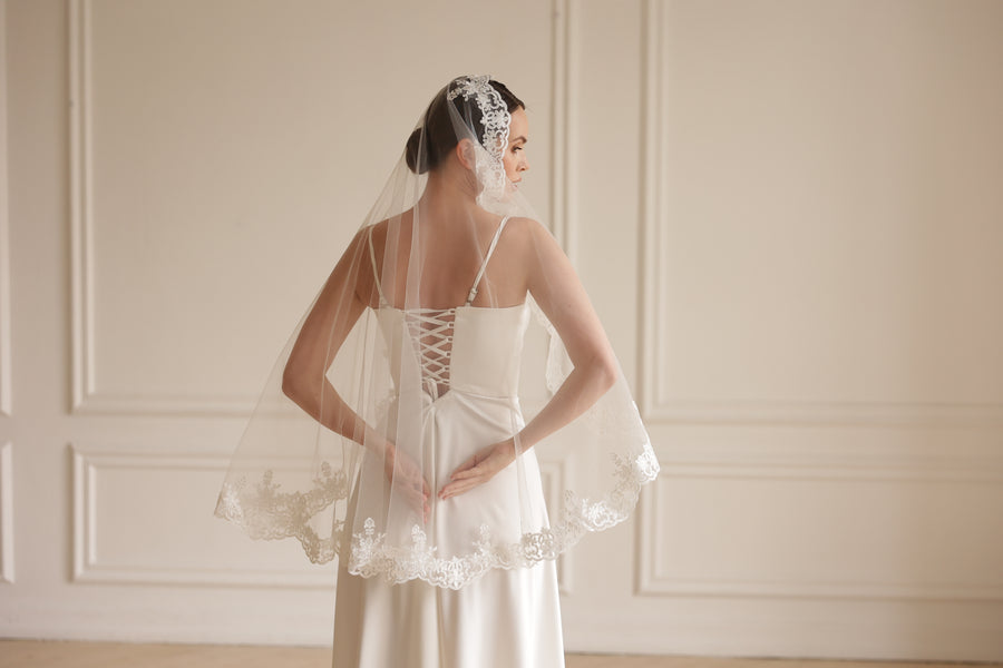 Mantilla veil • Trend 2025 -  STYLE Mantilla