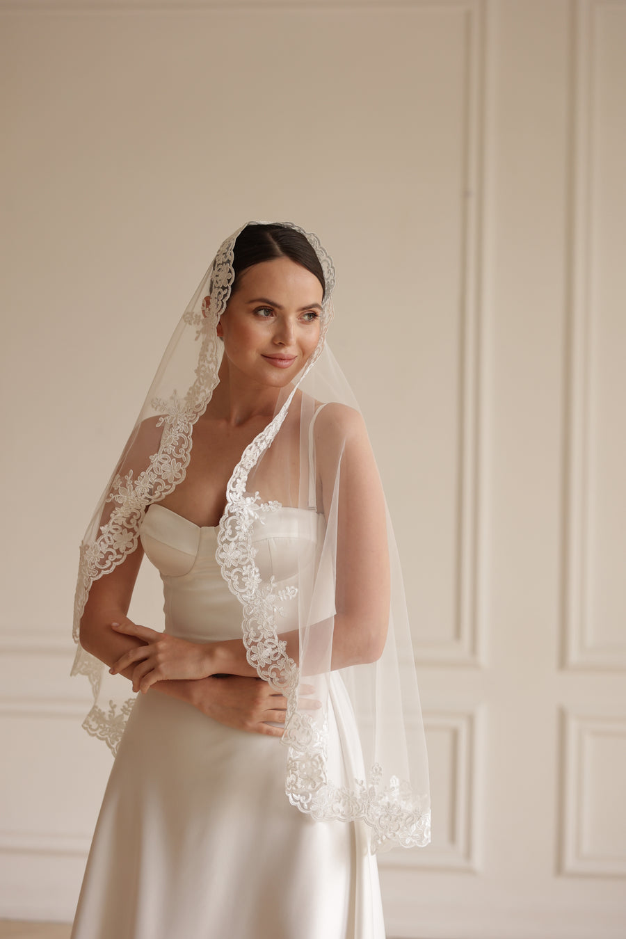 Mantilla veil • Trend 2025 -  STYLE Mantilla