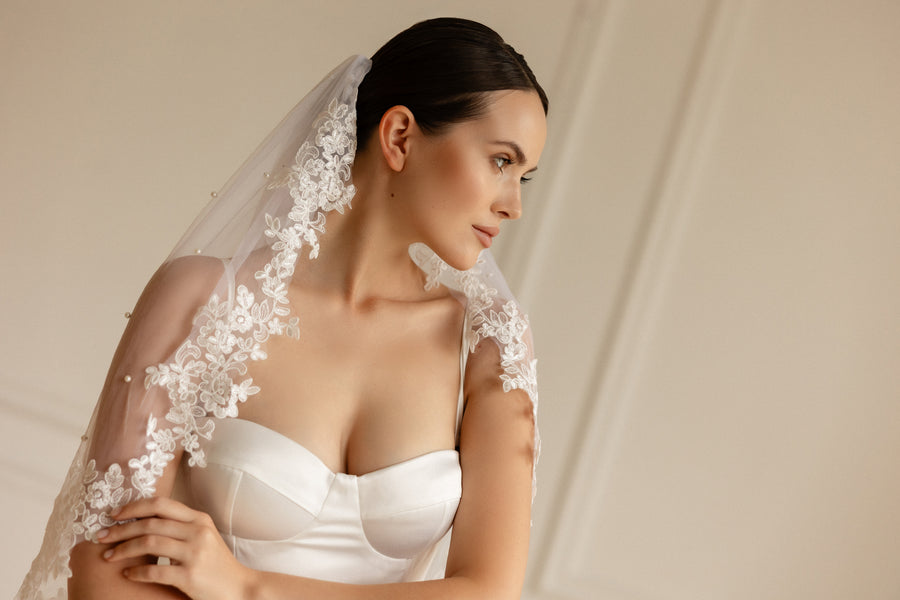Lace veil with pearls • Unique wedding veil