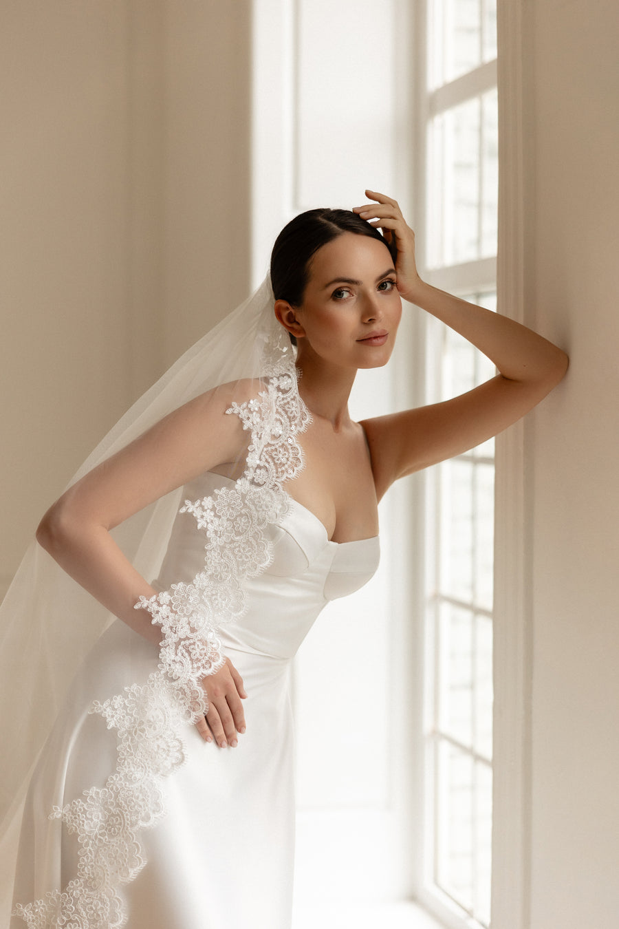 Lace veil with sequins • Royal wedding veil