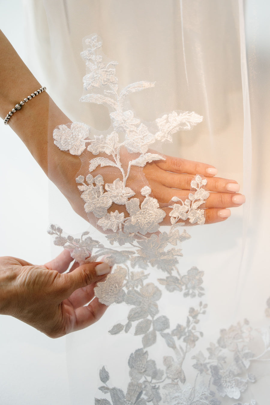 Wedding lace veil • Royal bridal veil