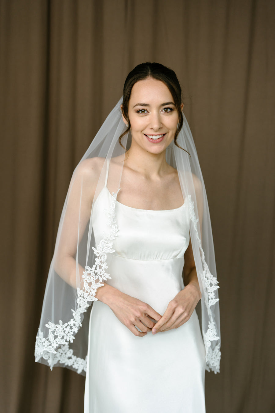 Lace wedding veil