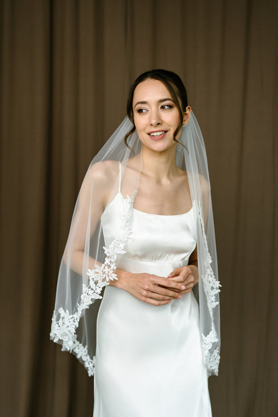 Lace wedding veil