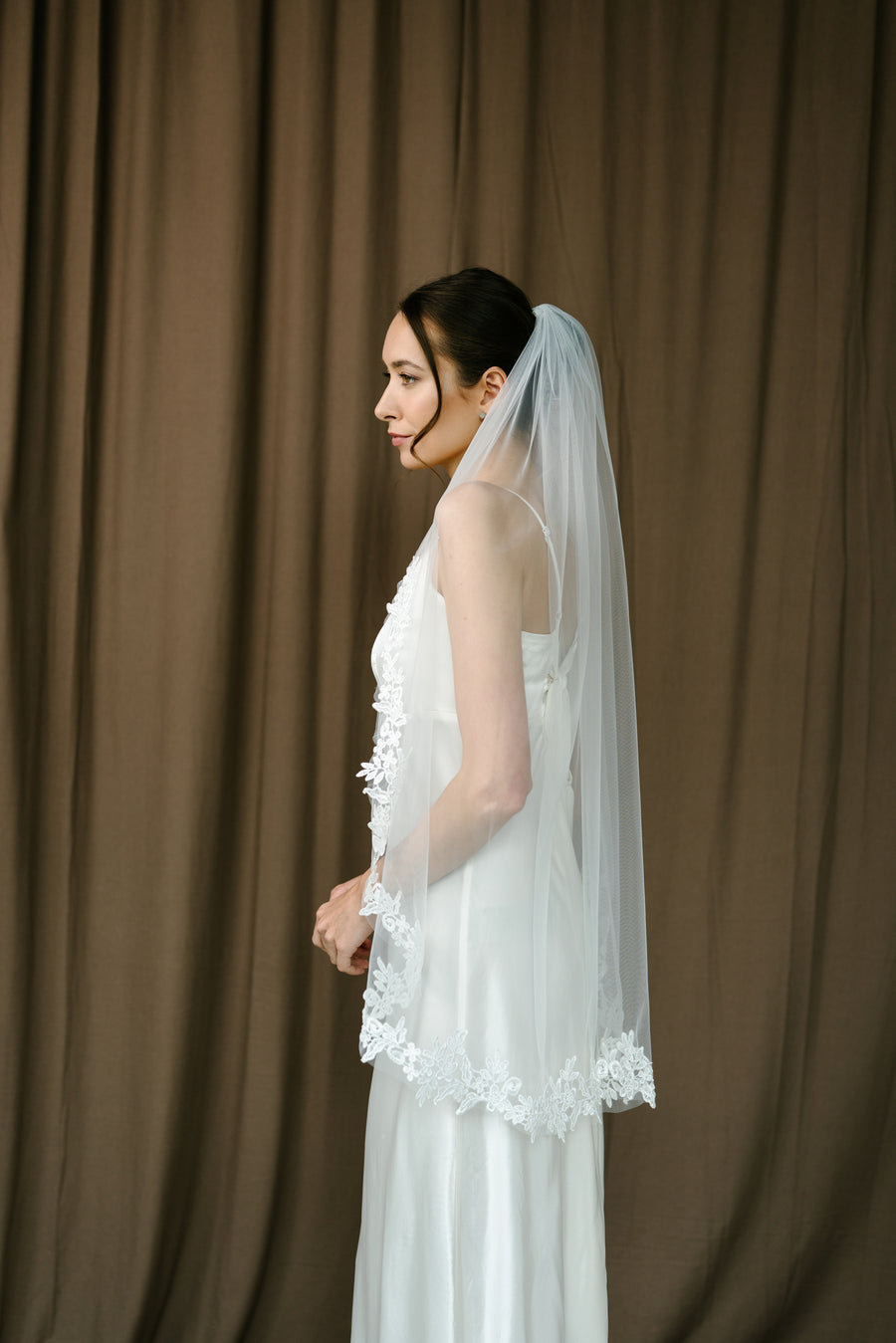 Lace wedding veil