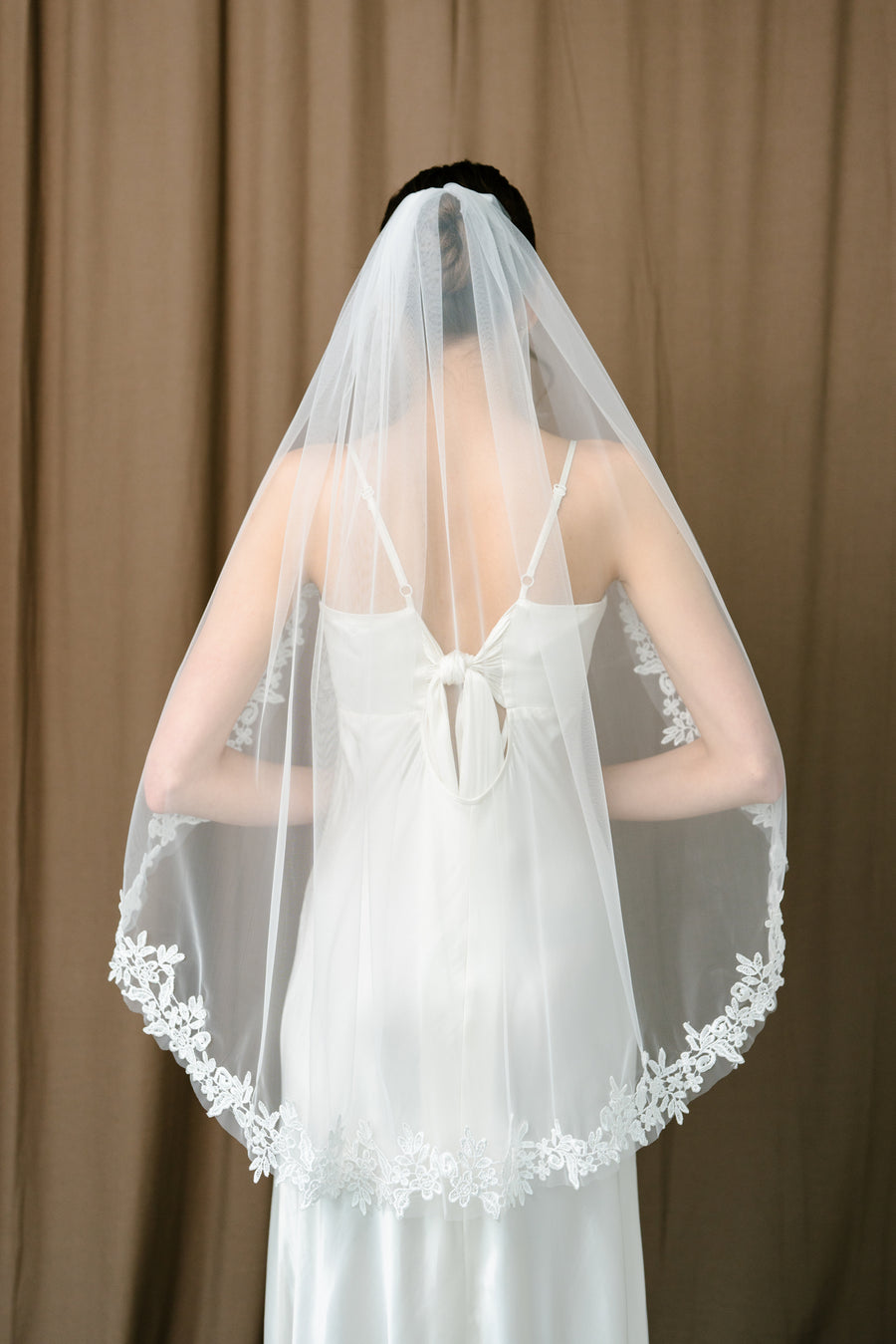Lace wedding veil