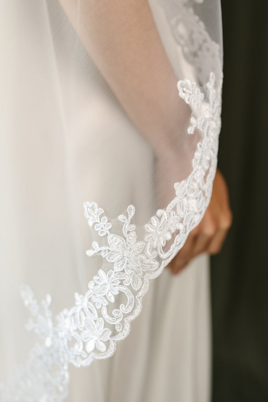 Mantilla veil • Trend 2025 -  STYLE Mantilla