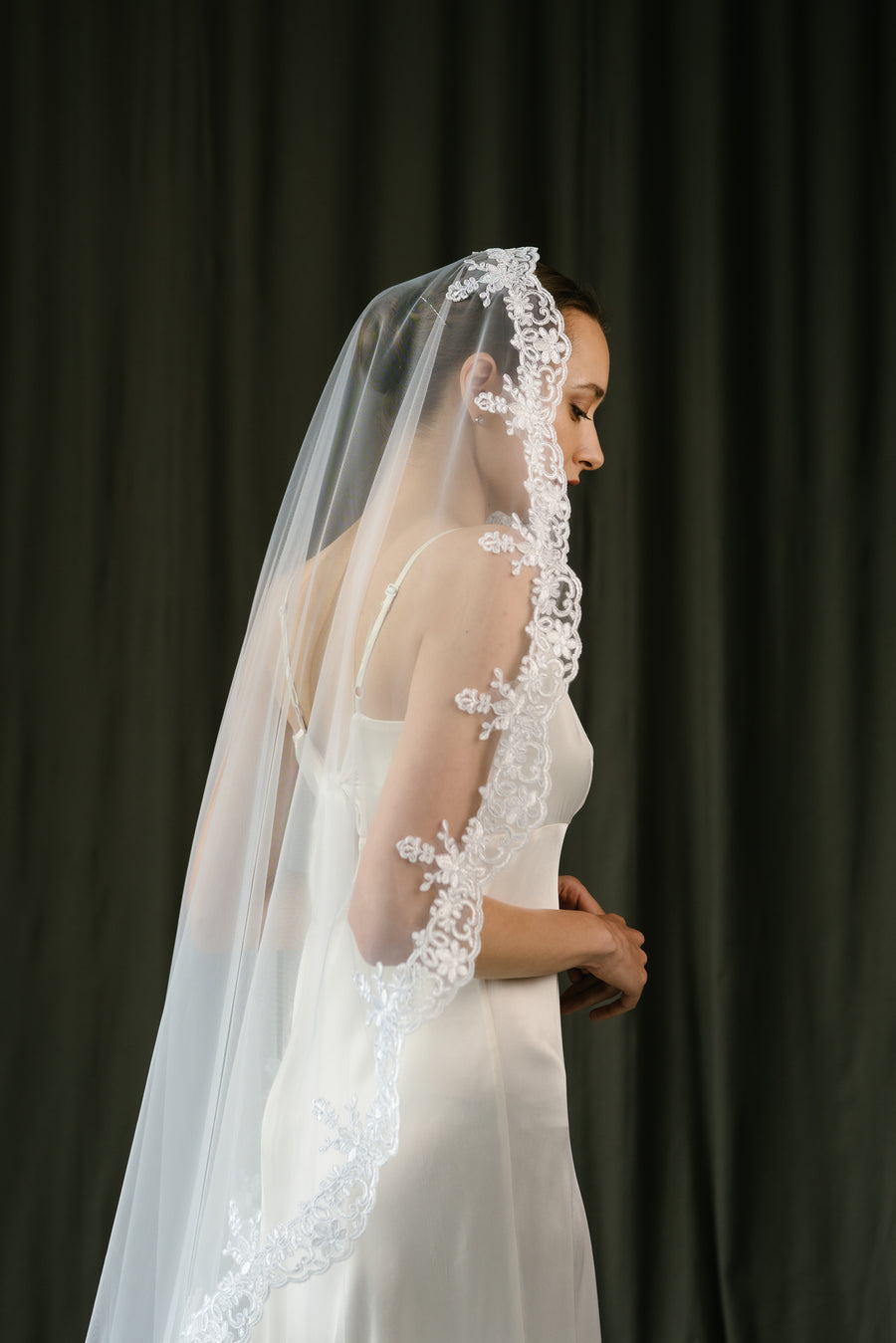 Mantilla veil • Trend 2025 -  STYLE Mantilla